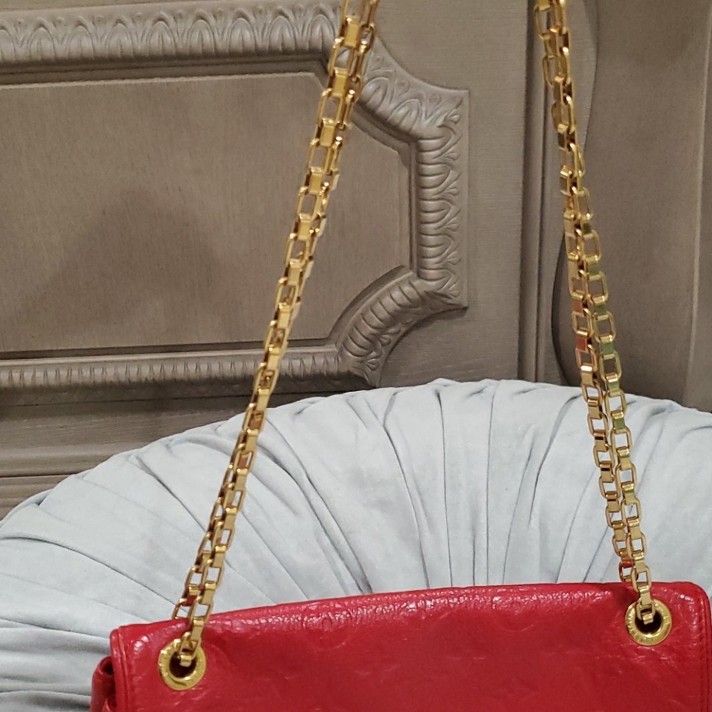 SOLD Louis Vuitton Purse - Picture 3 of 6